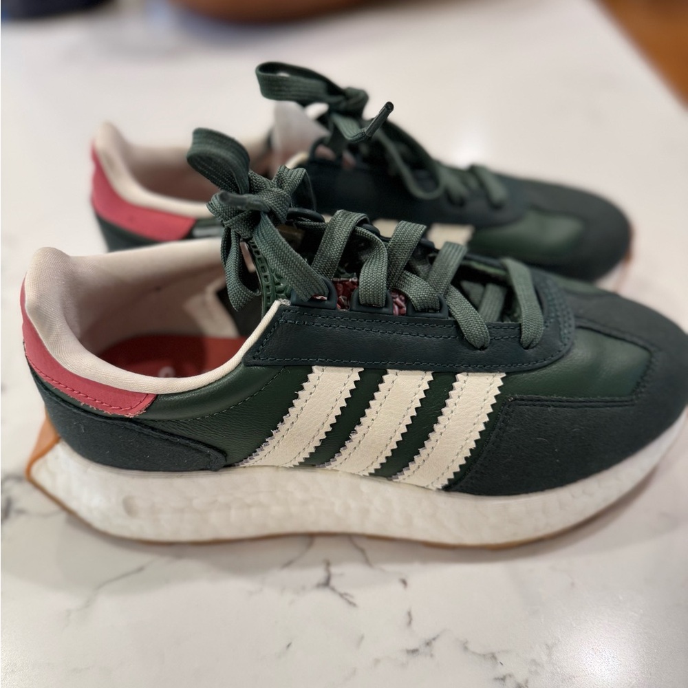 Adidas Retropy E5 -Forest Green - Size 6.5